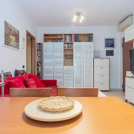 Elegante A 500 Mt Da M4 Con Wifi E Ac Apartment Milan Exterior photo