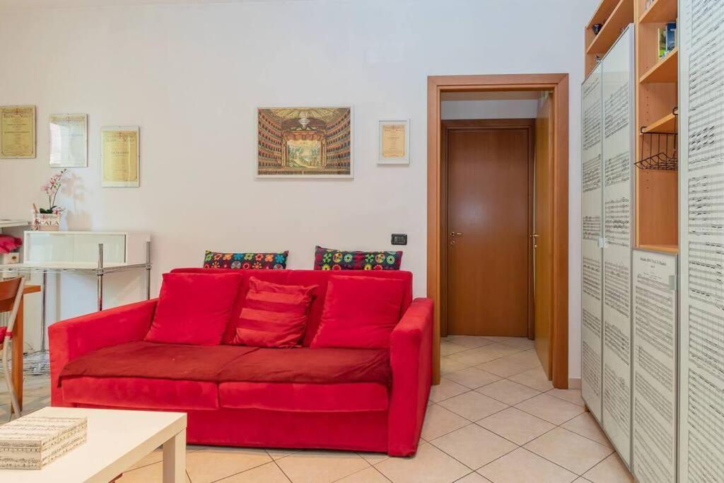 Apartamento Elegante A 500 Mt Da M4 Con Wifi E Ac Milán